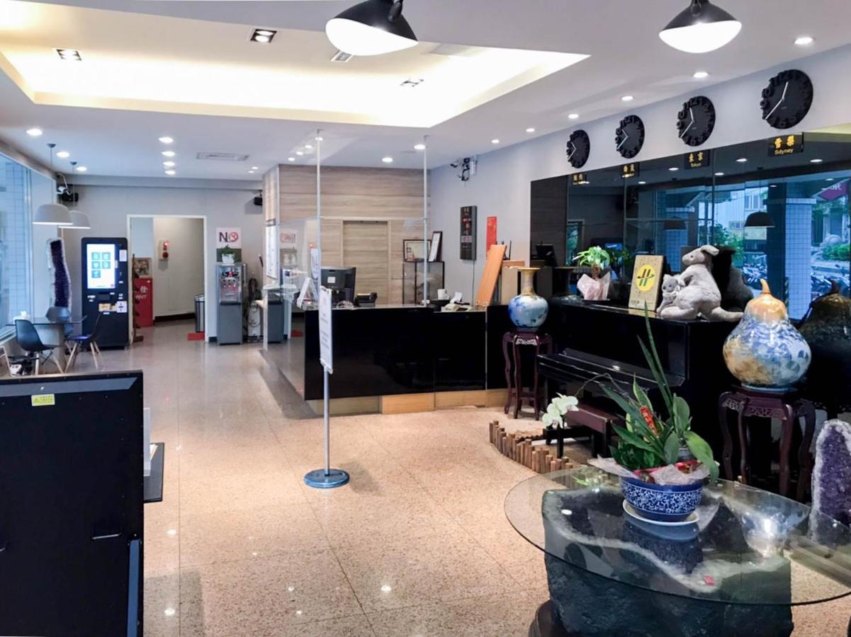 Fudi Hotel Taichung Extérieur photo